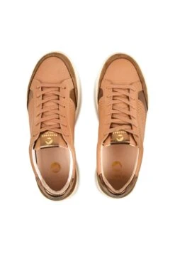 Pataugas BasaltSnme F2HSneakers BasseCamel Donna Sneakers P1011A06V-B11 -Pataugas 6d47307ba2af4f21b5c9451984c22355